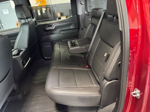 Used 2023 GMC Sierra 1500 SLT w/ SLT Premium Package image 11