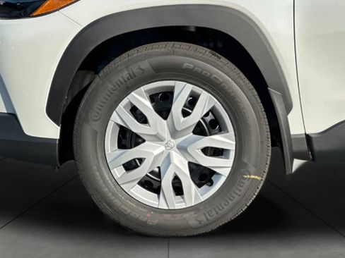 New 2026 Toyota Corolla Cross L FWD image 32