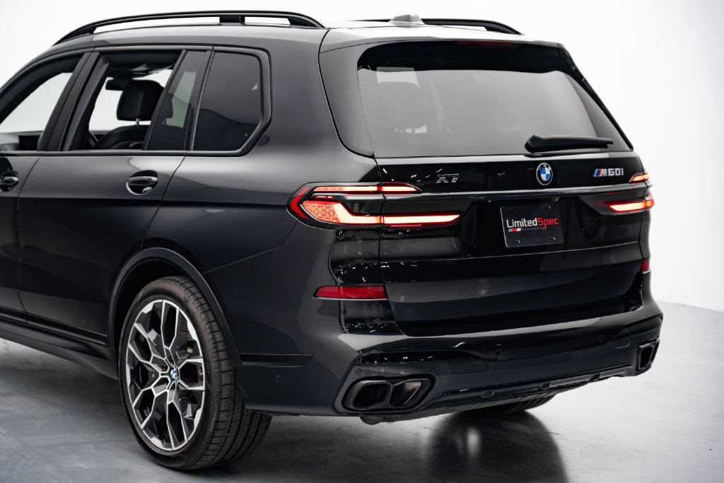 Used 2025 BMW X7 M60i w/ Executive Package AWD/4WD image 38