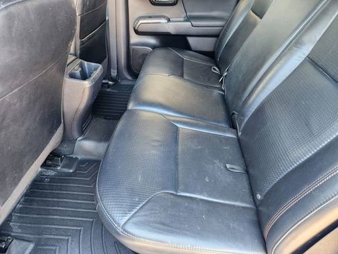 Used 2019 Toyota Tacoma TRD Pro AWD/4WD image 30