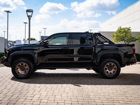 Used 2025 Toyota Tacoma Trailhunter w/ Tow Tech Package image 12