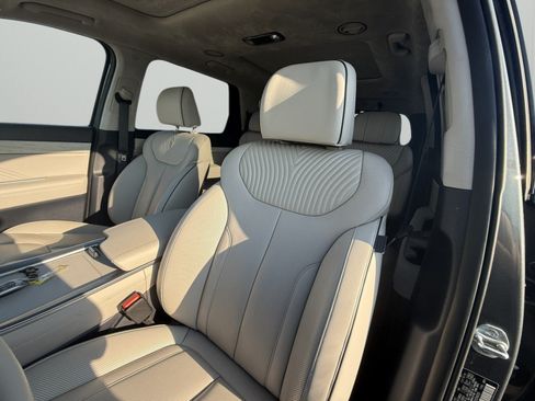 Used 2023 Hyundai Palisade Calligraphy AWD/4WD image 10