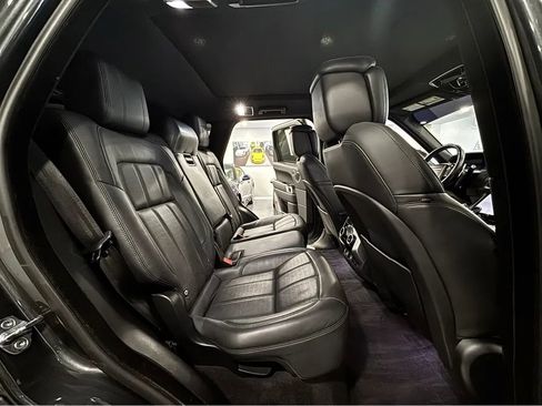 Used 2019 Land Rover Range Rover Sport HSE Dynamic AWD/4WD image 18