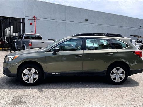 Used 2016 Subaru Outback 2.5i AWD/4WD image 8
