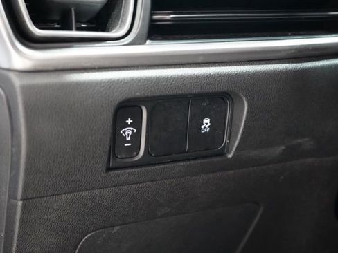 Used 2024 Kia Sorento S image 20