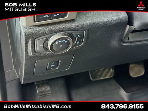 Used 2017 Ford F150 Raptor w/ Equipment Group 802A Luxury AWD/4WD image 10