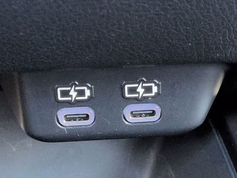 Used 2023 Lexus UX 250h Premium w/ Accessory Package (Z1) image 33