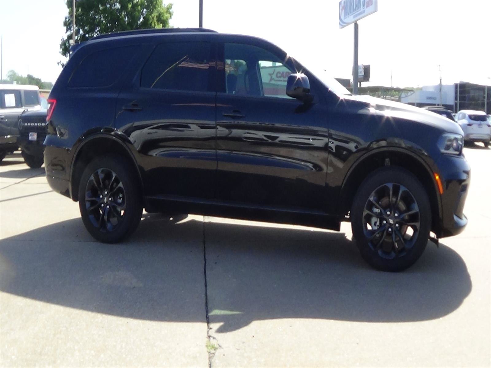Certified 2024 Dodge Durango SXT w/ SXT Blacktop Group AWD/4WD image 5