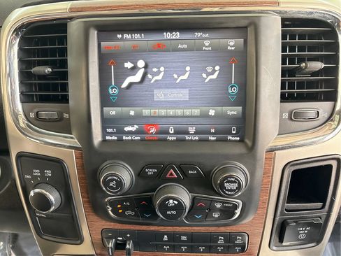 Used 2018 RAM 2500 Laramie w/ Snow Chief Group AWD/4WD image 37