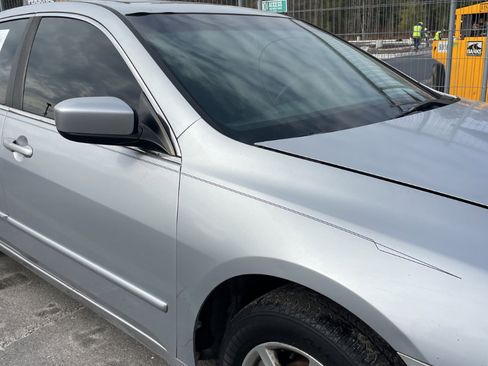 Used 2003 Honda Accord EX image 9