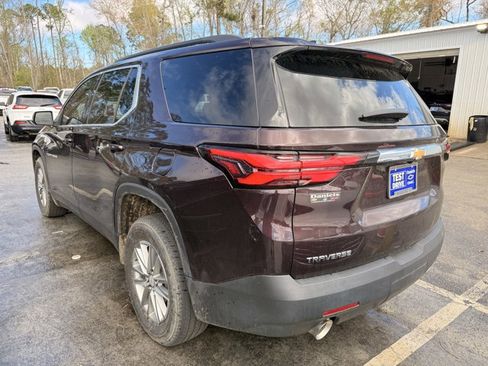 Used 2023 Chevrolet Traverse LT image 4