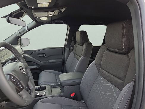 New 2026 Nissan Frontier SV w/ SV Convenience Package image 13