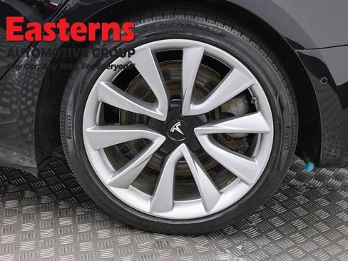 Used 2018 Tesla Model 3 Long Range AWD/4WD image 27