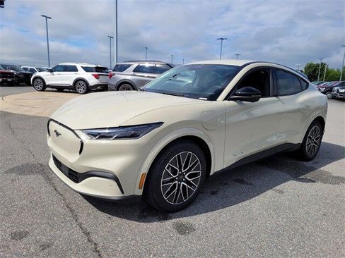 New 2025 Ford Mustang Mach-E Premium image 34