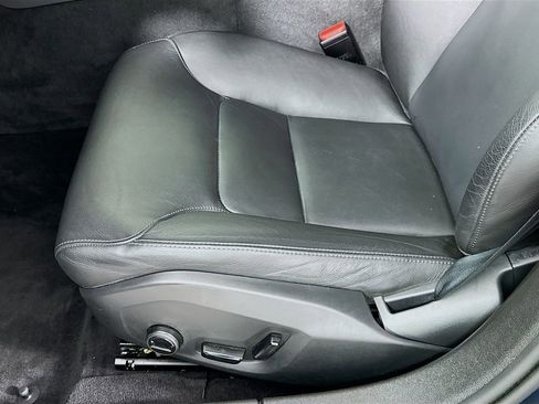 Used 2019 Volvo S60 T6 Momentum w/ Premium Package image 20