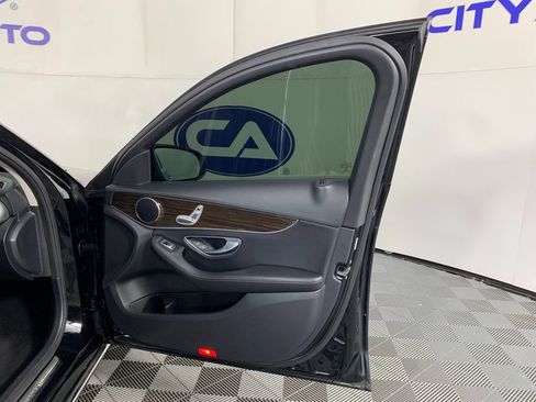 Used 2017 Mercedes-Benz C 300 Sedan image 38