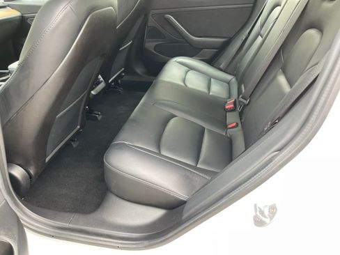 Used 2023 Tesla Model 3 Standard Range RWD image 17