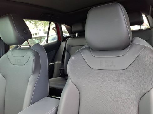 Certified 2023 Volkswagen ID.4 Pro S Plus RWD image 21