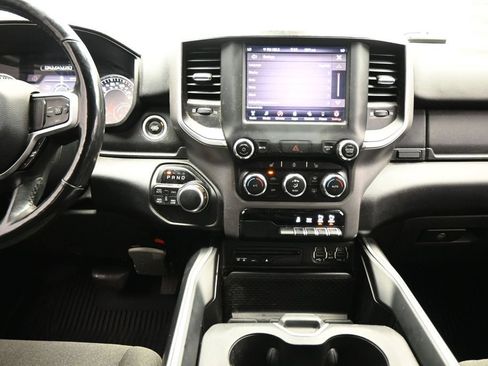 Used 2019 RAM 1500 Big Horn AWD/4WD image 18