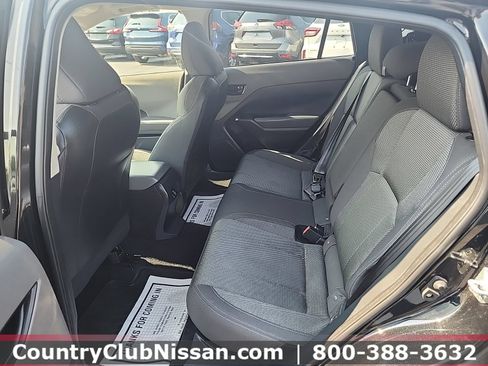 Used 2024 Subaru Crosstrek 2.0i Premium AWD/4WD image 14