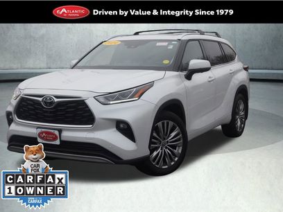 Used 2024 Toyota Highlander Platinum