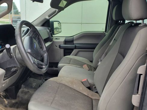 Used 2018 Ford F150 XL w/ Equipment Group 101A Mid AWD/4WD image 5