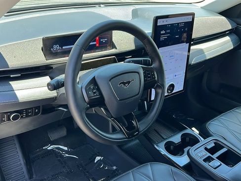 Certified 2025 Ford Mustang Mach-E Select RWD image 9