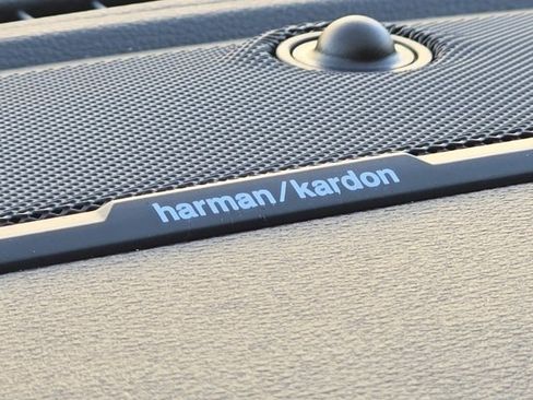 Used 2023 RAM 1500 Laramie image 12