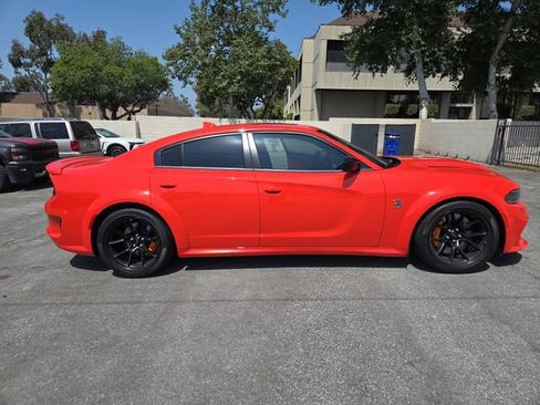 Used 2023 Dodge Charger SRT Hellcat w/ Harman/Kardon Audio Group RWD image 2