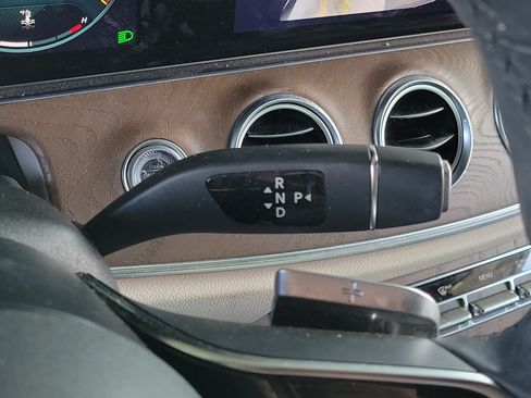 Used 2022 Mercedes-Benz E 350 Sedan image 30
