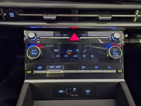 New 2026 Hyundai Santa Fe SE image 15