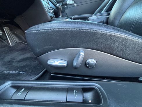 Used 2006 Porsche Cayman S image 11