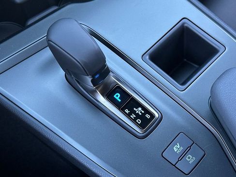 New 2026 Lexus UX 300h FWD image 21