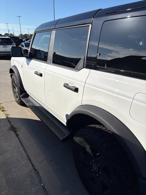 Used 2025 Ford Bronco Outer Banks w/ Black Appearance Package AWD/4WD image 8