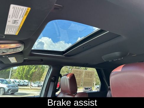 Used 2025 Dodge Durango GT image 21