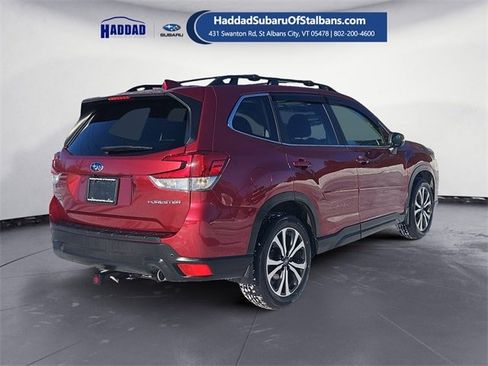 Used 2022 Subaru Forester Limited image 5