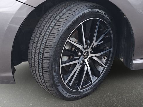 Used 2022 Toyota Camry SE FWD image 30