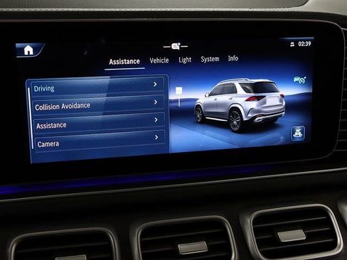 Certified 2025 Mercedes-Benz GLE 450 4MATIC image 18