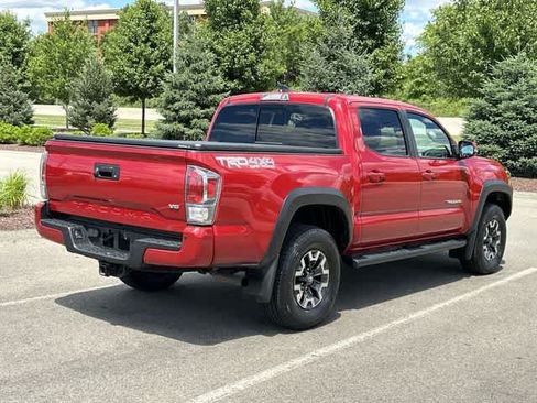 Used 2021 Toyota Tacoma TRD Off-Road w/ Technology Package AWD/4WD image 30