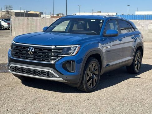New 2026 Volkswagen Atlas Cross Sport SE AWD/4WD image 1