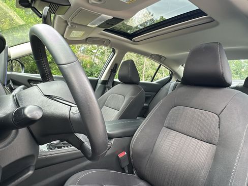 Certified 2024 Nissan Altima 2.5 SV w/ SV Premium Package AWD/4WD image 13
