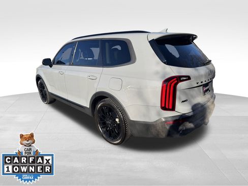 Used 2022 Kia Telluride SX w/ SX Prestige Package image 18