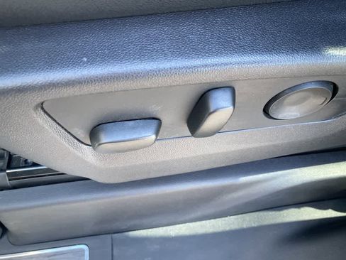 Used 2024 GMC Sierra 1500 AT4 w/ Technology Package image 12