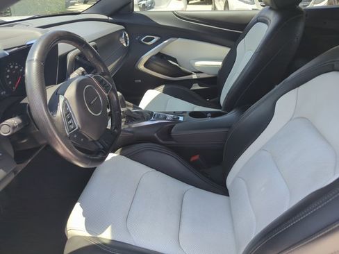 Used 2024 Chevrolet Camaro LT RWD image 15