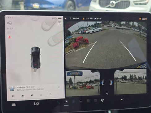 Used 2021 Tesla Model Y Long Range AWD/4WD image 30