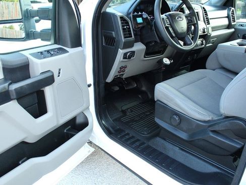 Used 2019 Ford F250 XL w/ XL Value Package AWD/4WD image 17