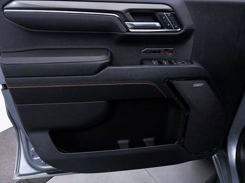 Used 2024 GMC Sierra 1500 AT4 w/ Technology Package image 19