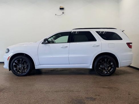 Used 2023 Dodge Durango GT AWD/4WD image 2