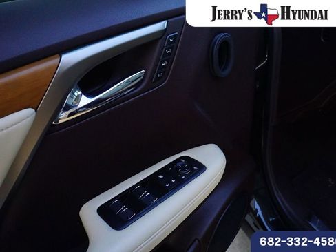 Used 2020 Lexus RX 450h AWD w/ Premium Package image 18