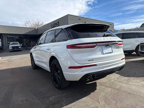 Certified 2024 Lincoln Corsair Premiere w/ Equipment Group 101A image 5